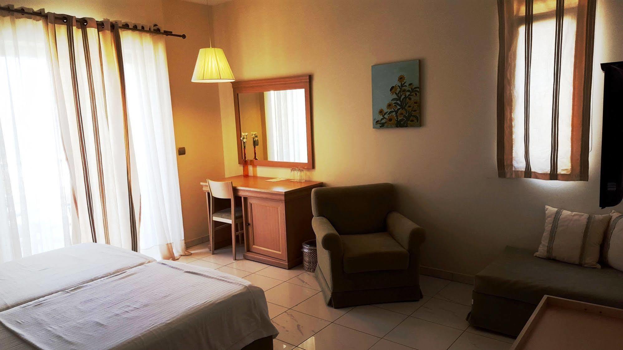 Sea Sight Boutique Hotel Pórto Ráfti Kültér fotó